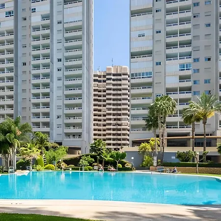 Hermoso Piso En Edificio Gemelos En דירה