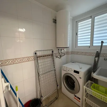 Hermoso Piso En Edificio Gemelos En * Benidorm